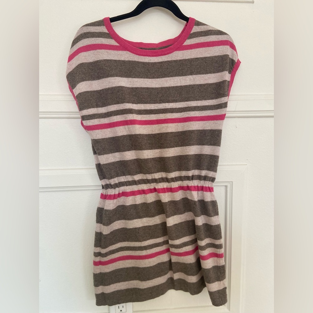 Women dress